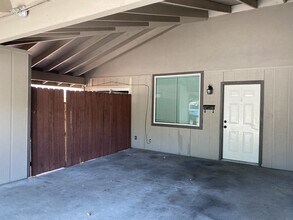 3020 Olive Glen Ct in Sacramento, CA - Building Photo - Building Photo