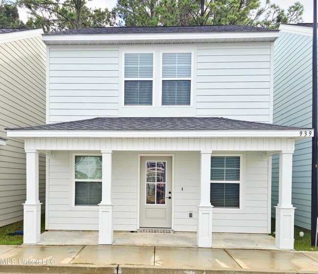 property at 949 Motsie Rd