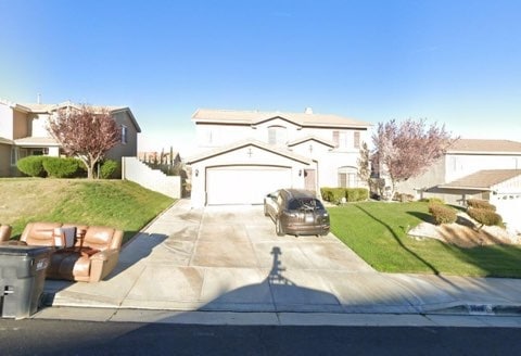 property at 38661 Annette Ave