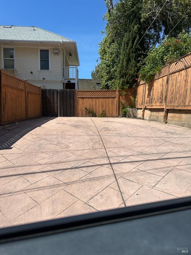 property at 1920 Sonoma Blvd