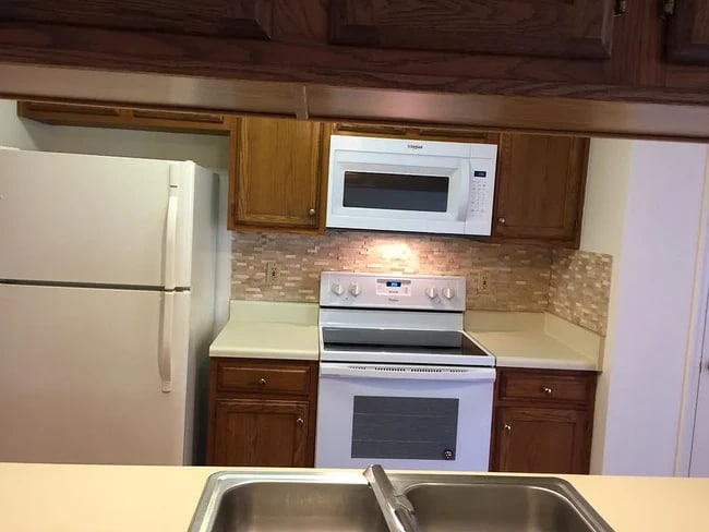 615 Himes Ave, Unit 107
