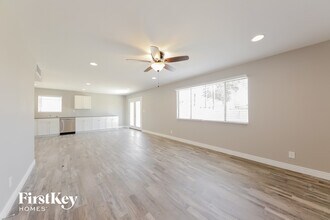 6015 N 36th Dr in Phoenix, AZ - Building Photo - Building Photo