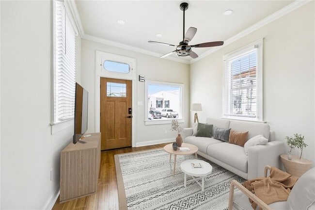 2009 Governor Nicholls St in New Orleans, LA - Building Photo - Building Photo