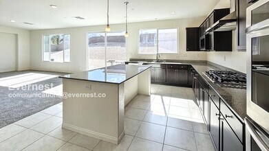 4709 N Park St in Las Vegas, NV - Building Photo - Building Photo