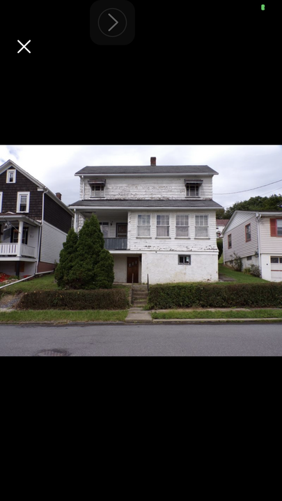 325 Glenn St in Johnstown, PA - Building Photo