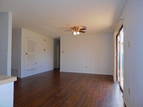 5411 24th St in Lubbock, TX - Building Photo - Building Photo