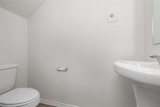 133 Varner Way in Maxwell, TX - Foto de edificio - Building Photo