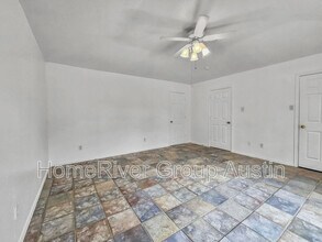 1269 Hilltop Dr in San Marcos, TX - Building Photo - Building Photo