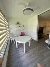 11 Willowbrook Ln photo'