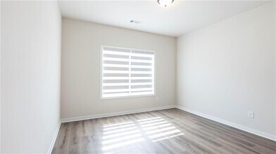 38 Winding Rose Dr in Hoschton, GA - Building Photo - Building Photo