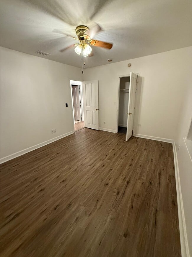 2361 Cate St in Brunswick, GA - Building Photo - Building Photo