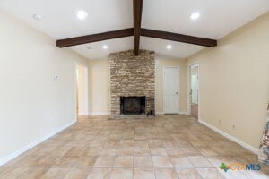 211 W Mockingbird Ln in Harker Heights, TX - Foto de edificio - Building Photo