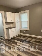 432 Evergreen Ave in Bound Brook, NJ - Building Photo - Building Photo