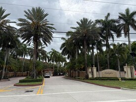 4844 State Rd in Pompano Beach, FL - Building Photo