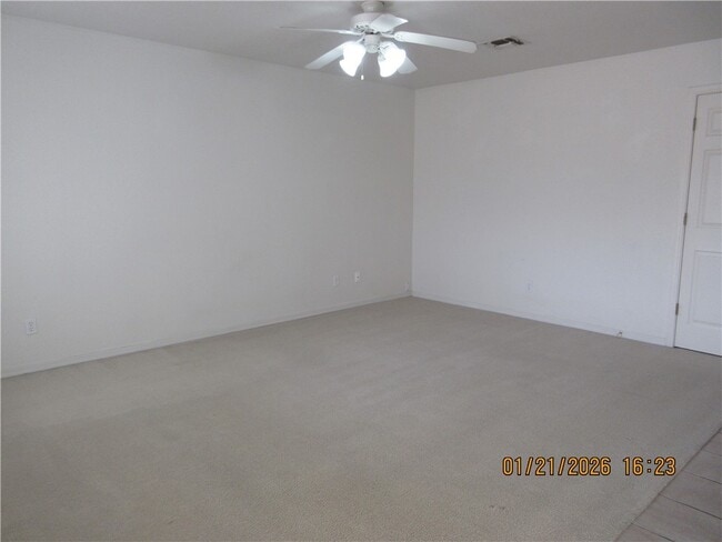 2469 Fox in Kingman, AZ - Building Photo - Building Photo