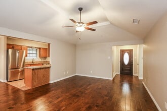 2131 Trishia Ln in Glenn Heights, TX - Building Photo - Building Photo