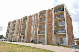 Dome Rock Manor Apartments in Gering, NE - Foto de edificio