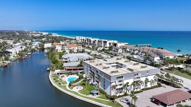 4601-4A1a Jimmy Buffett Mem Hwy in Vero Beach, FL - Building Photo - Building Photo
