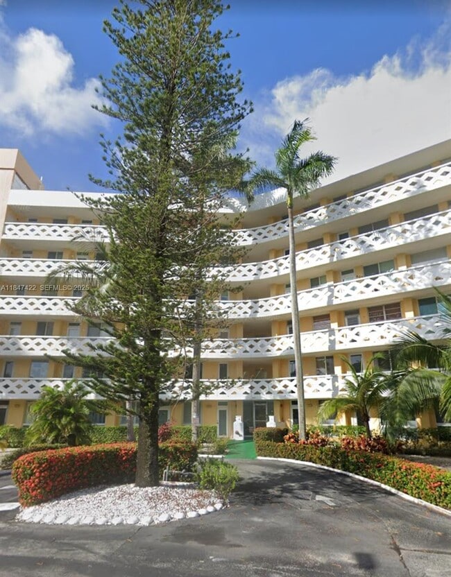 property at 2400 NE 9th St