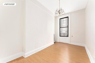 450 W 49th St in New York, NY - Building Photo - Building Photo