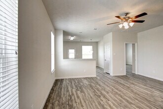 2843 Silver Tree in Houston, TX - Building Photo - Building Photo
