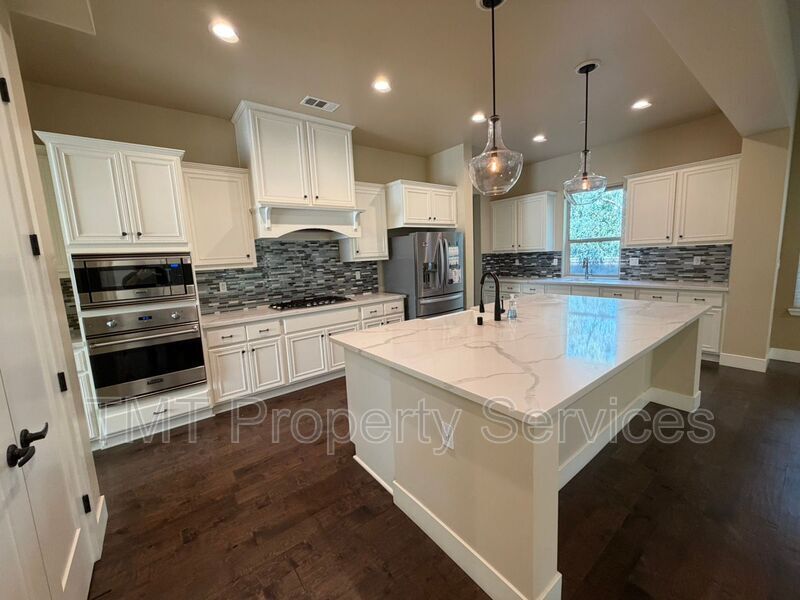 2839 Sevilla Ln in Sacramento, CA - Building Photo