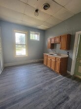 72 Lincoln Way W in Chambersburg, PA - Building Photo - Building Photo