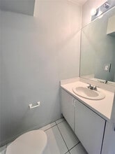 4145 NE 21st Terrace in Lighthouse Point, FL - Building Photo - Building Photo