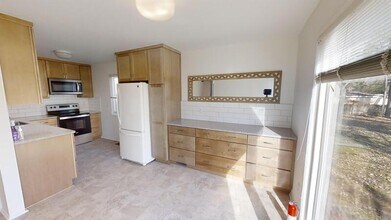 1712 Traver Rd in Ann Arbor, MI - Building Photo - Building Photo