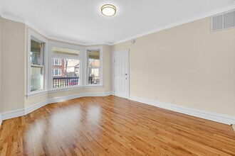 4437 N Drake Ave in Chicago, IL - Building Photo - Building Photo