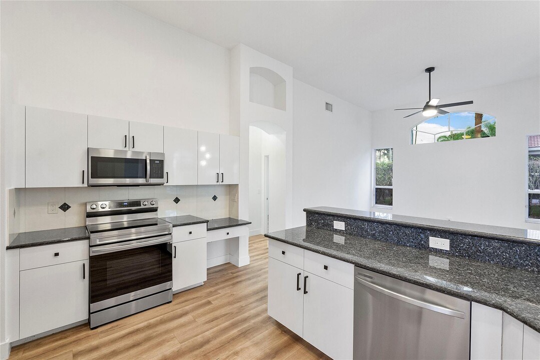 22324 Rushmore Pl in Boca Raton, FL - Building Photo