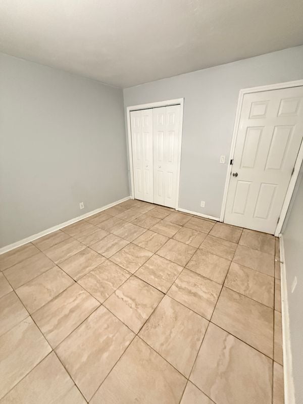 2301 Avenue S in Riviera Beach, FL - Foto de edificio - Building Photo