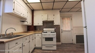 447 Orchard St in Scranton, PA - Building Photo - Building Photo
