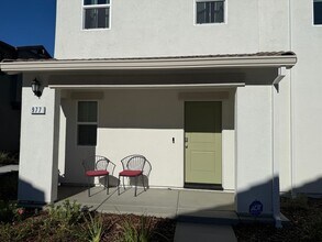 977 Scenic Sky Ln in Sacramento, CA - Building Photo - Building Photo