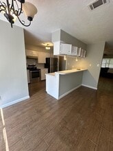 1015 Mccall Ave in Conroe, TX - Building Photo - Building Photo