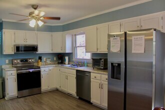 206 Pleasant Ln in McGaheysville, VA - Building Photo - Building Photo