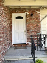 16233 San Remo Dr in San Leandro, CA - Building Photo - Building Photo