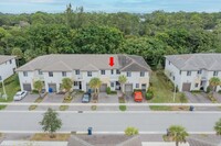 1340 Pioneer Way in Royal Palm Beach, FL - Foto de edificio - Building Photo