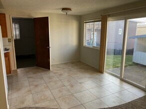 280 S Wall St in Coos Bay, OR - Building Photo - Building Photo