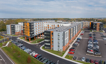 APEX - Student Housing in Rochester, NY - Foto de edificio - Building Photo