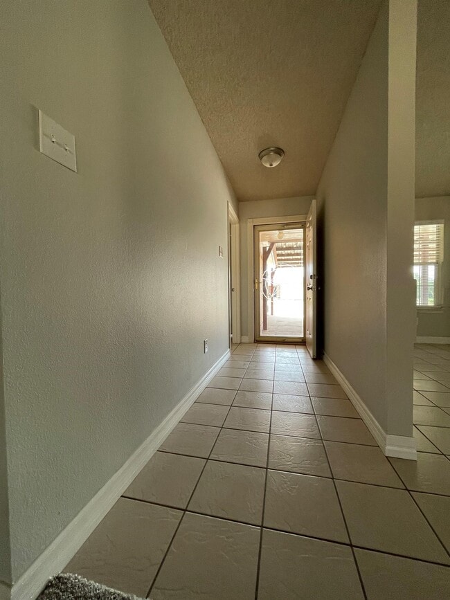 6806 8th St in Lubbock, TX - Building Photo - Building Photo