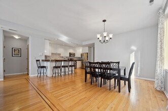 2533 N Halsted St in Chicago, IL - Building Photo - Building Photo