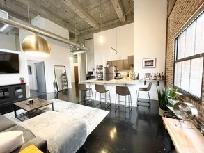 1535 Walnut St, Unit Campbell Loft Unit 204 in Kansas City, MO - Building Photo - Building Photo