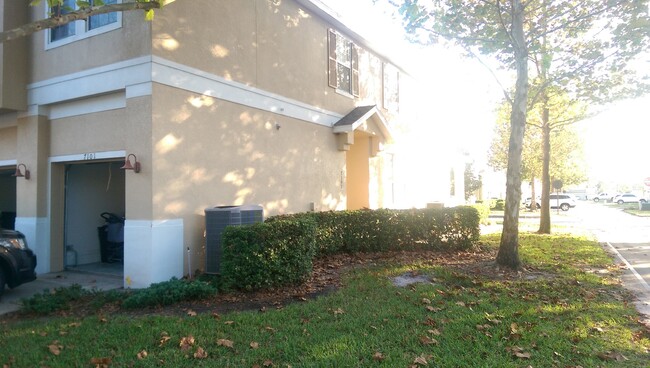 7101 Red Lantern Dr in Harmony, FL - Foto de edificio - Building Photo