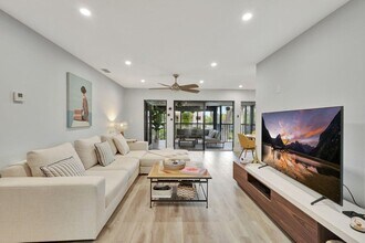 95 Pelican Pointe Dr in Delray Beach, FL - Building Photo - Building Photo