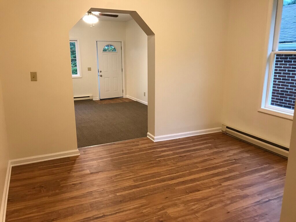 90 Water St Rentals in Beverly, WV