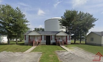 155 Dogwood Pointe Dr in McMinnville, TN - Building Photo