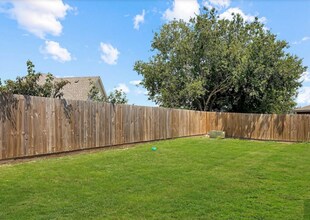 3457 Newgate St in Midlothian, TX - Foto de edificio - Building Photo