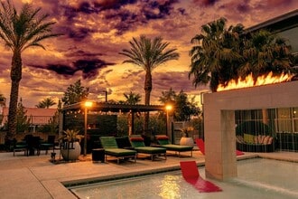 The Mercer in Las Vegas, NV - Foto de edificio - Building Photo