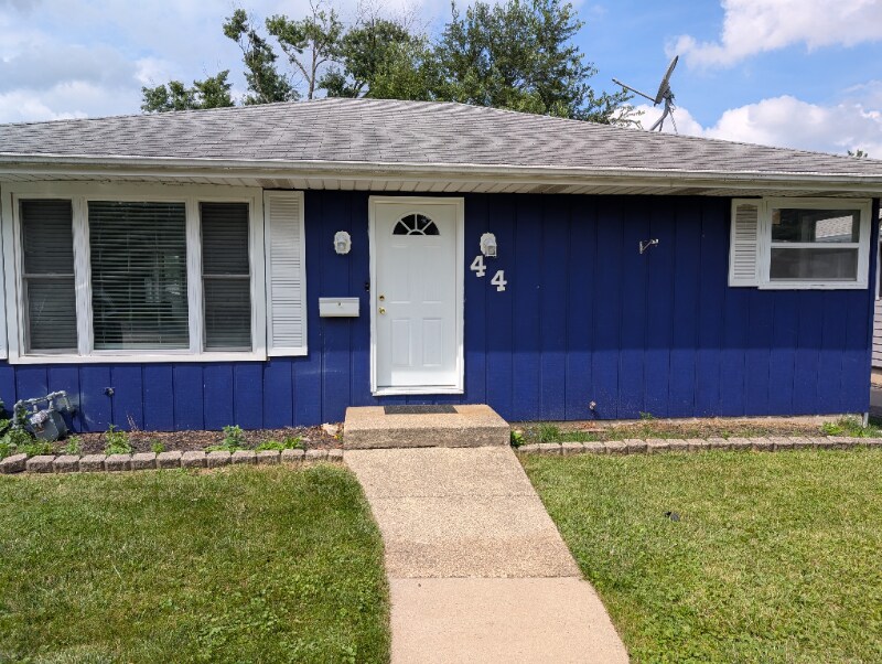 44 N Martha St in Lombard, IL - Building Photo